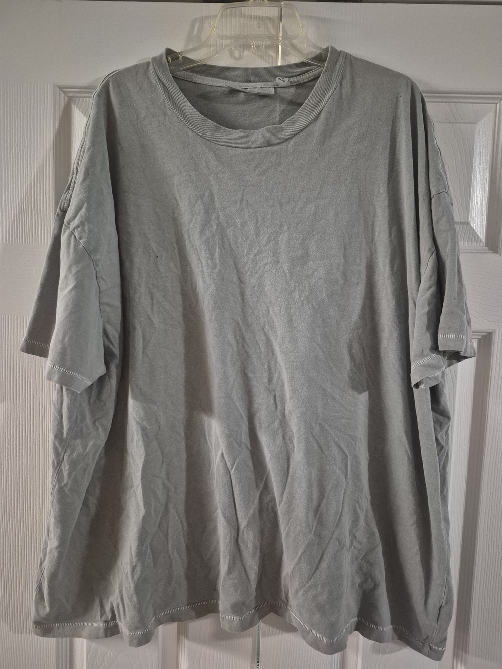 No Boundaries Men's Short Sleeve Crew Tee - Light Gray
